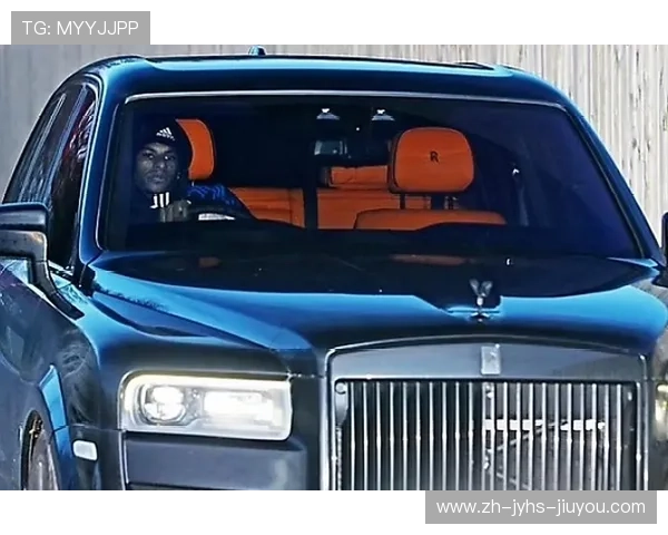 英超球队大巴车：各队的豪华座驾与标志性设计